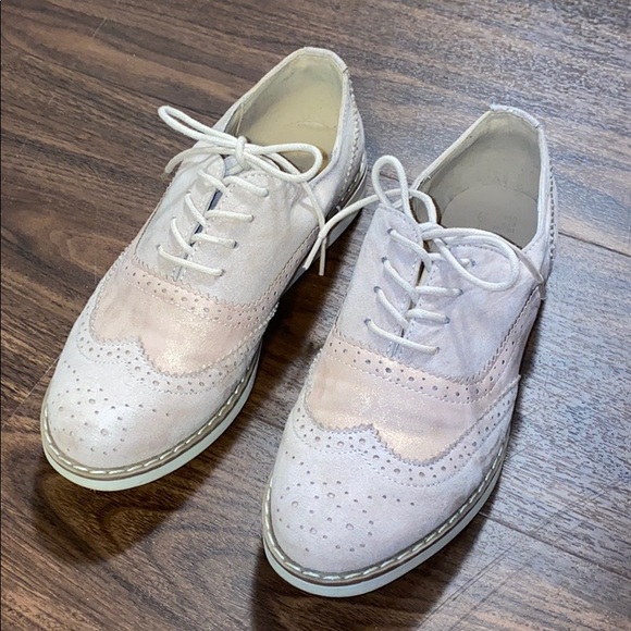 ROSE GOLD PINK SUEDE SHOES - Picture 2 of 10